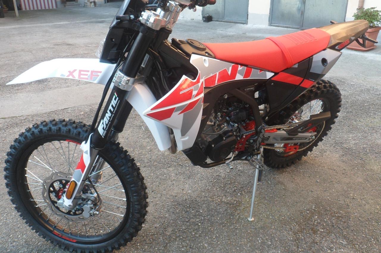 FANTIC XEF 125 ENDURO PERFORMANCE MODELLO 2026 EURO 5 PLUS