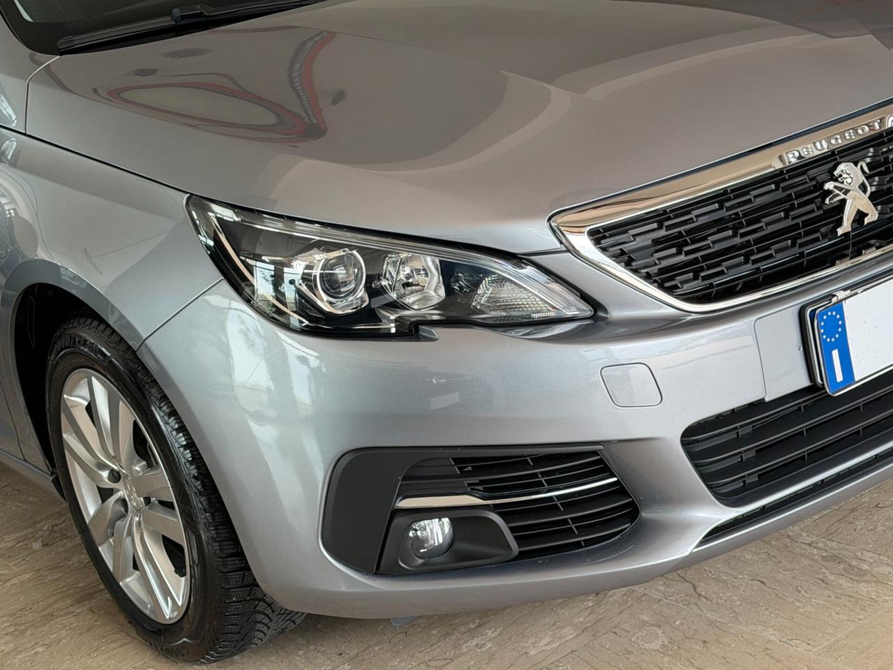 Peugeot 308 1.5 BLUEHDI 130 cv. 5 porte ACTIVE