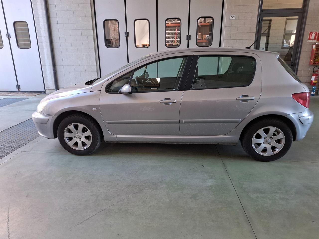 Peugeot 307 2.0 HDi 5p. XS