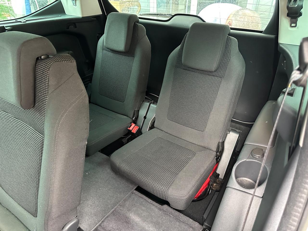 Peugeot 5008 1.6 e-HDi 115CV Stop&Start ETG6 Allur