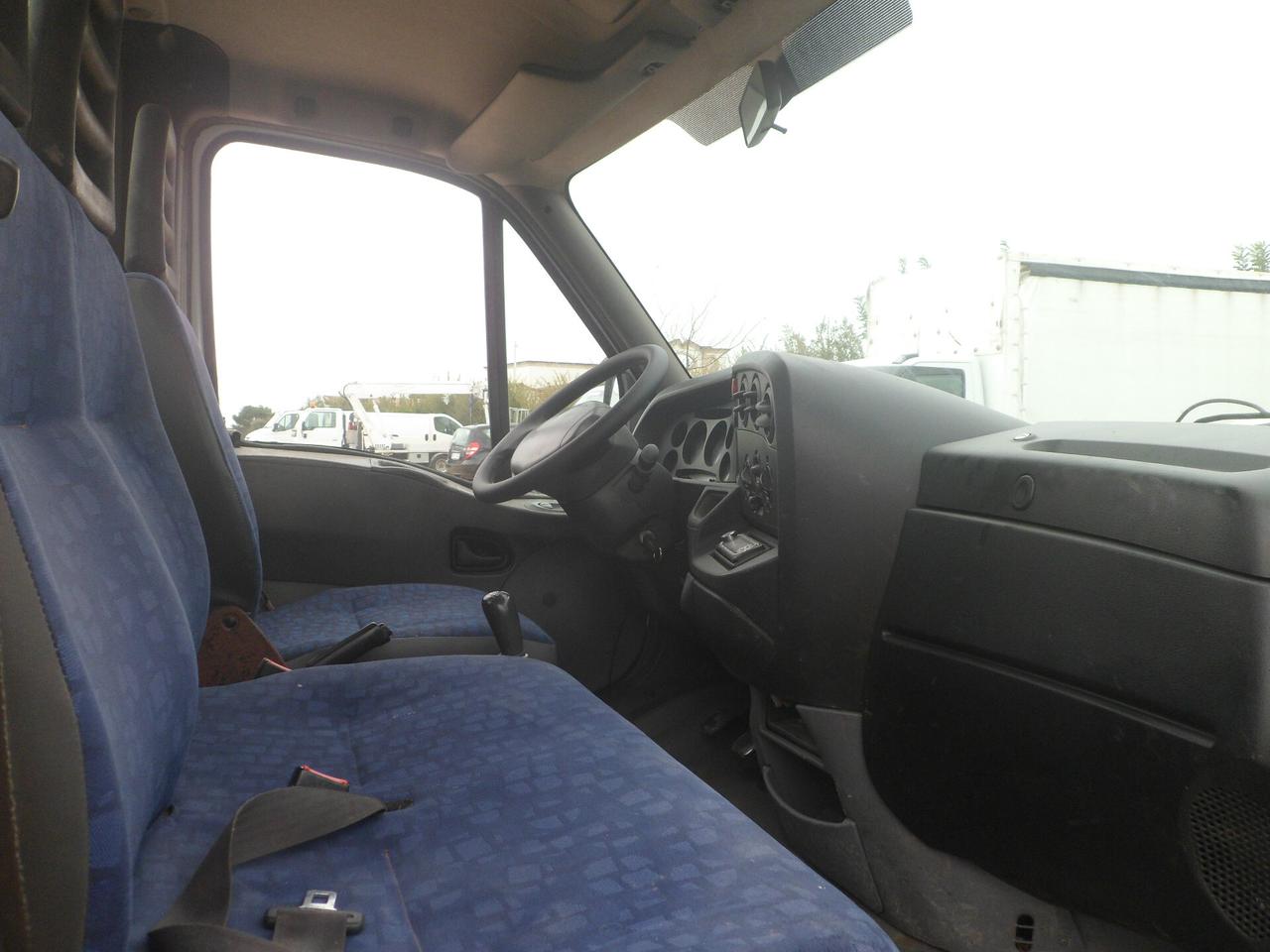 Iveco Daily 35c12 ribaltabile trilaterale