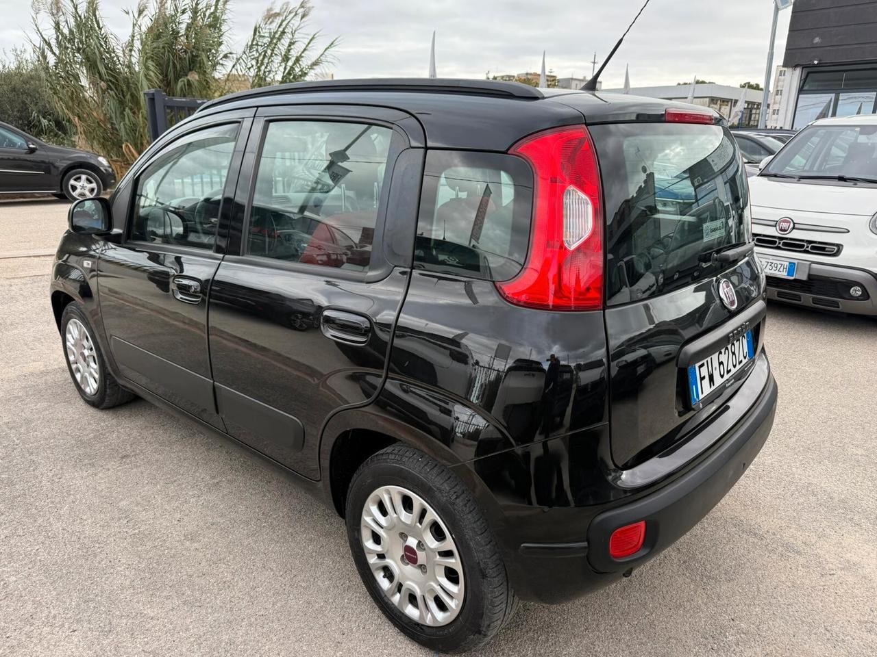 Fiat Panda 1.2 Connected by Wind
