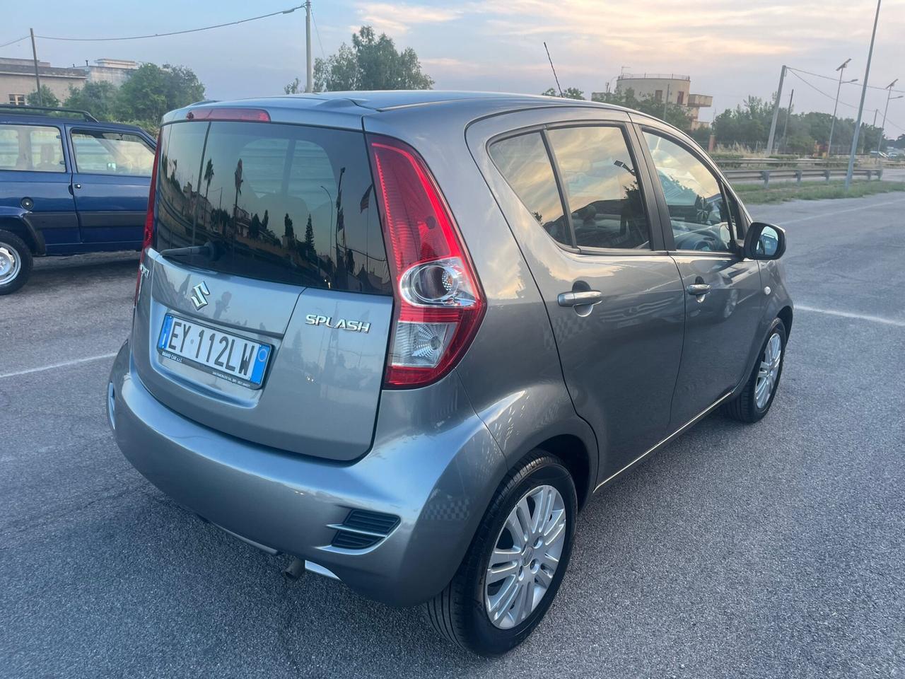 Suzuki Splash 1.0 GL Style Unipro 2015