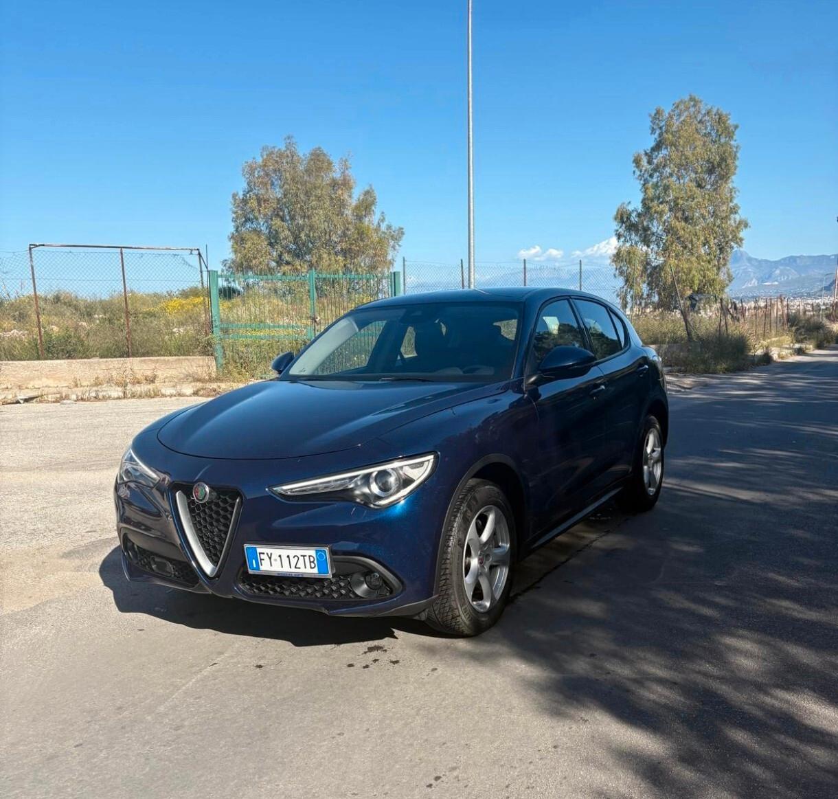 Alfa Romeo Stelvio 2.2 M-jet 190 CV AT8 Q4 Business
