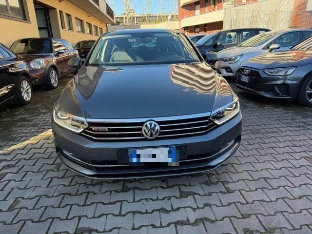 VOLKSWAGEN Passat 2.0 BiTDI 4MOTION DSG Highline BlueMotion Technolo