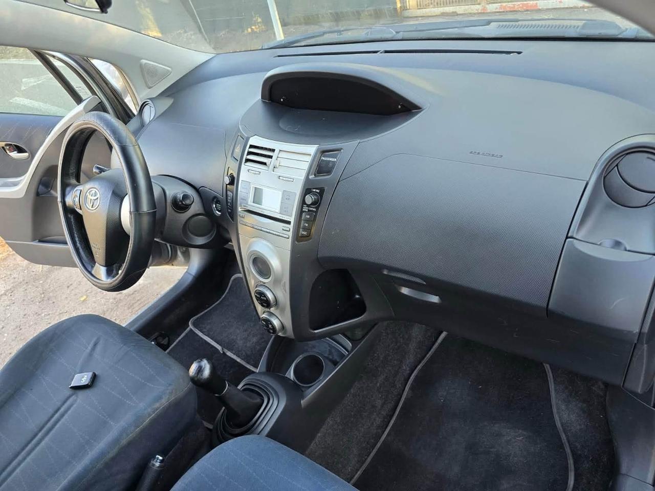 Toyota Yaris 1.3 5 porte Navi