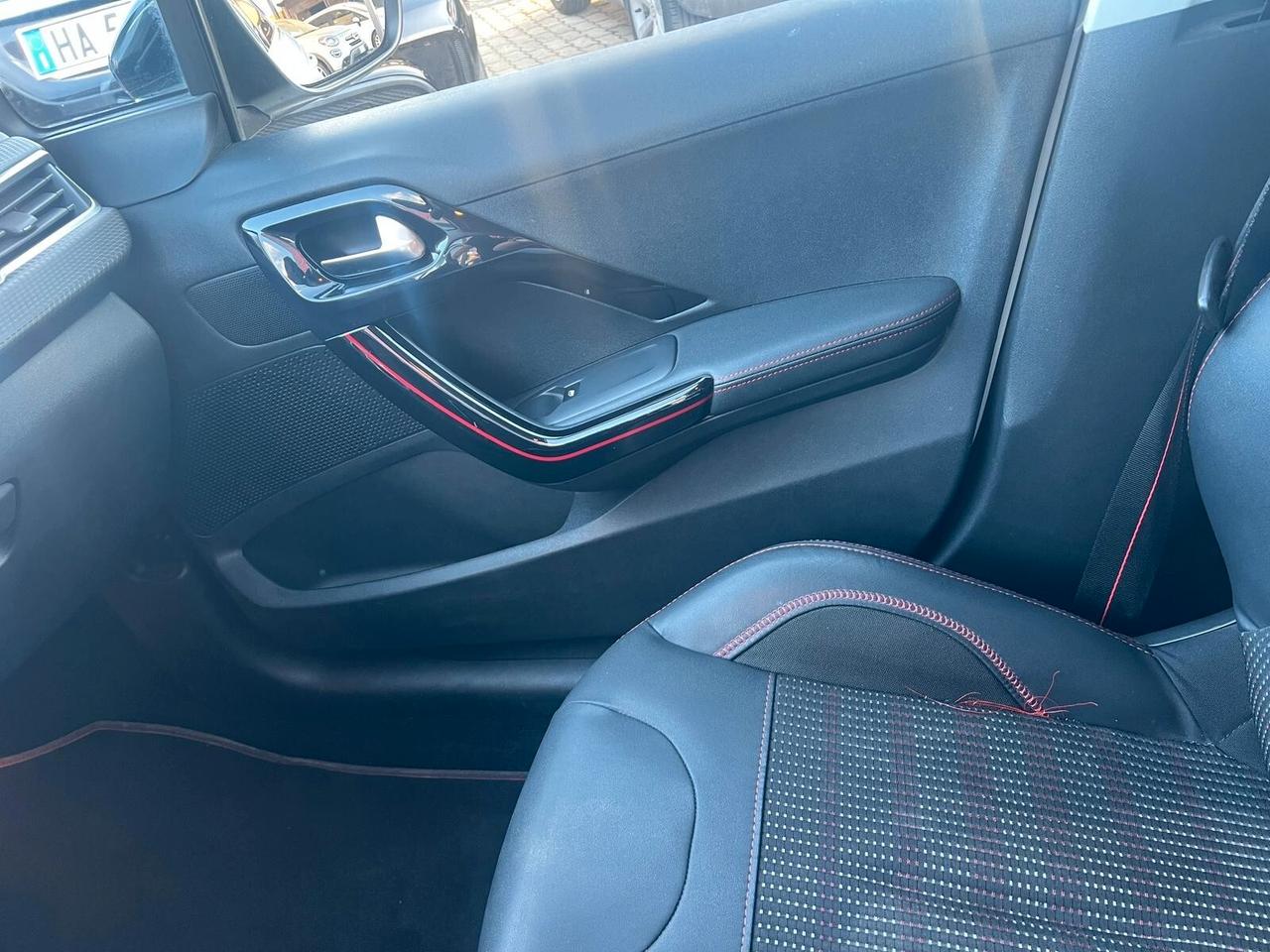 Peugeot 2008 BlueHDi 100 GT Line