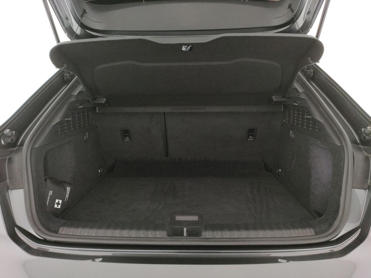 Audi A3 sportback 35 2.0 tdi s line edition s-tronic
