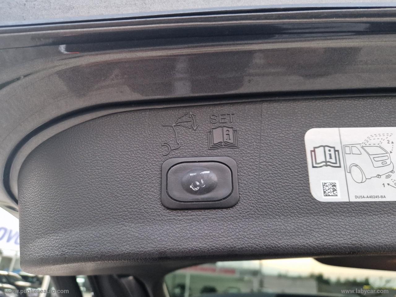 FORD Kuga 1.5 TDCI 120 CV S&S 2WD ST-Line