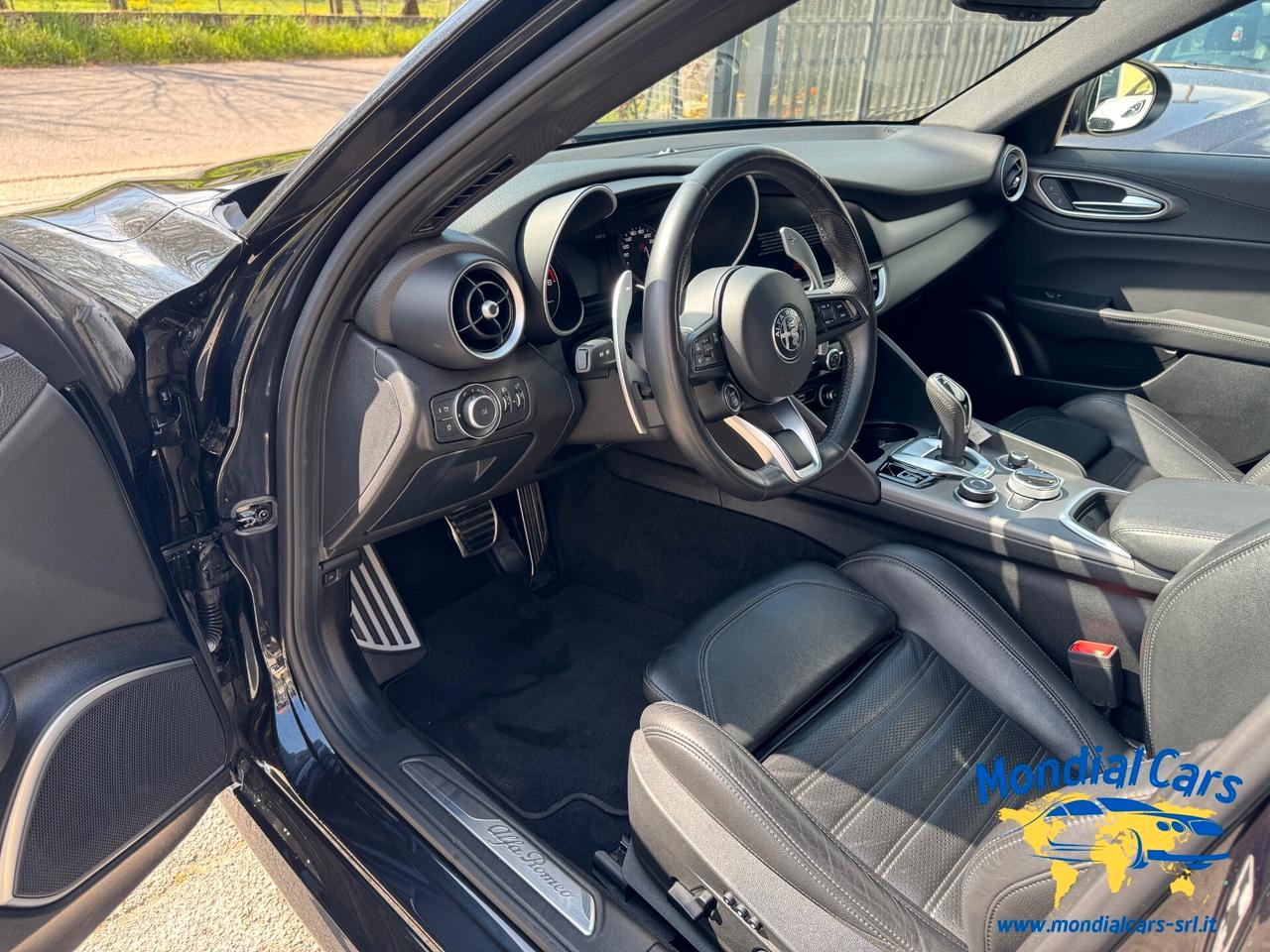 Alfa Romeo Giulia 2.2 Turbodiesel 210 CV AT8 AWD Q4 Veloce