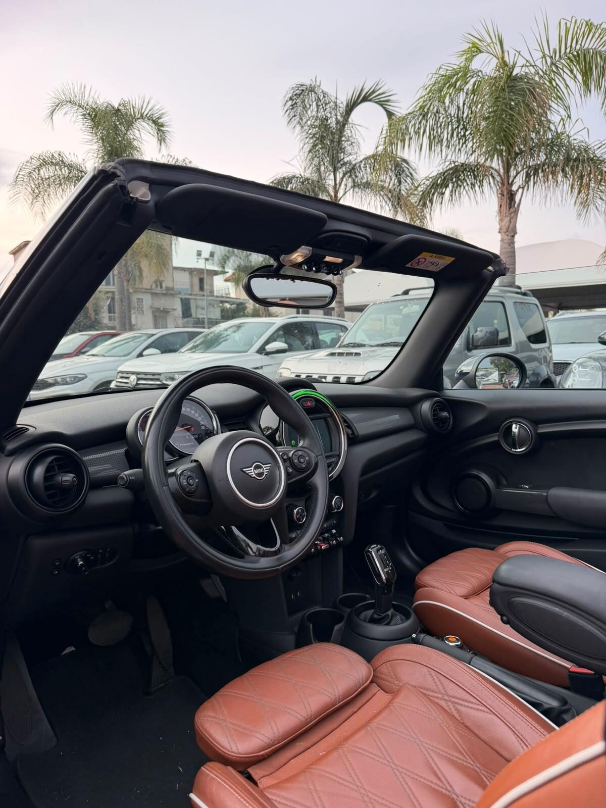 Mini 1.5 Cooper D Hype Cabrio