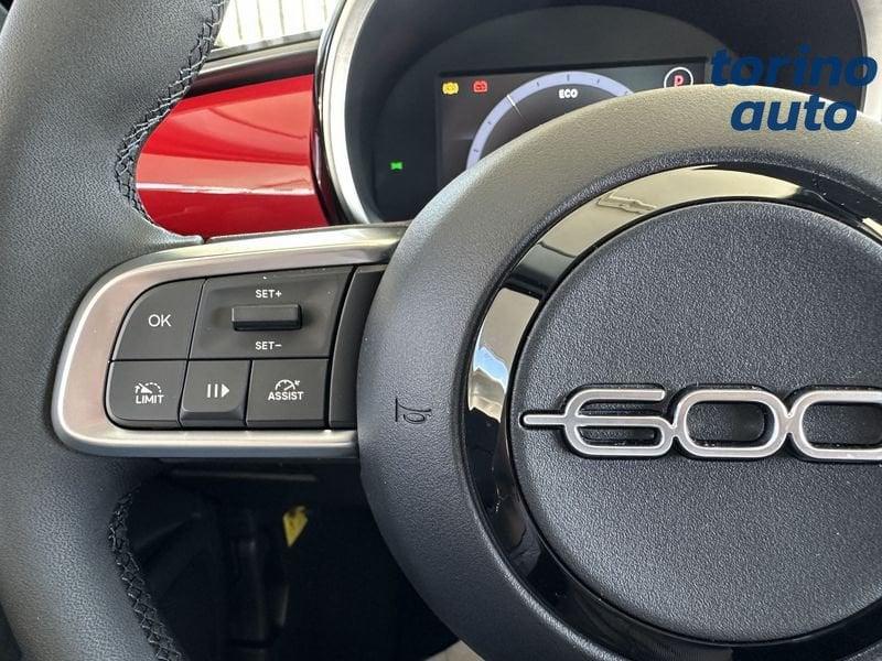 FIAT 600 N1 AUTOCARRO 5 POSTI HYBRID 1.2 110cv MHEV