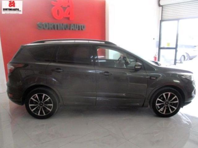 FORD Kuga 1.5 TDCI 120cv S&S 2WD ST-Line KM90000