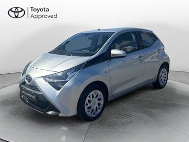 Toyota Aygo Connect 1.0 VVT-i 72 CV 5 porte x-play