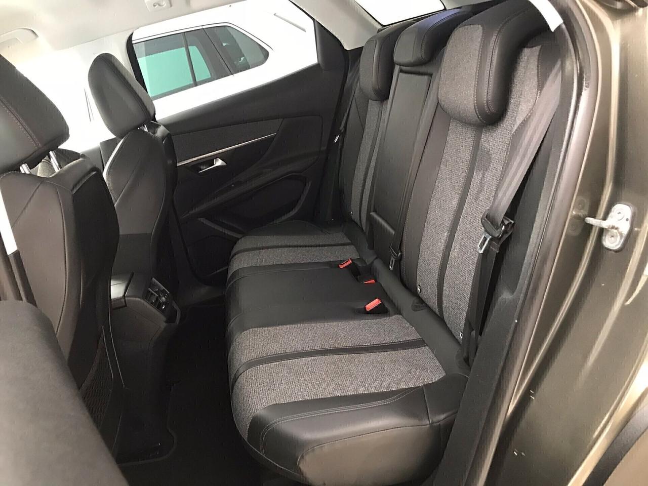 Peugeot 3008 2.0 HDi 150CV ALLURE KM CERTIFICATI