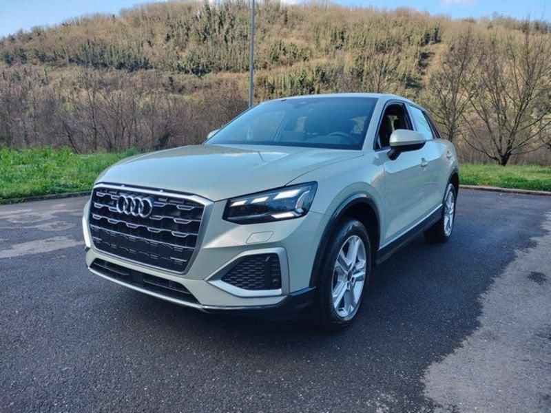Audi Q2 2.0 30 TDI S LINE Interno ed esterno