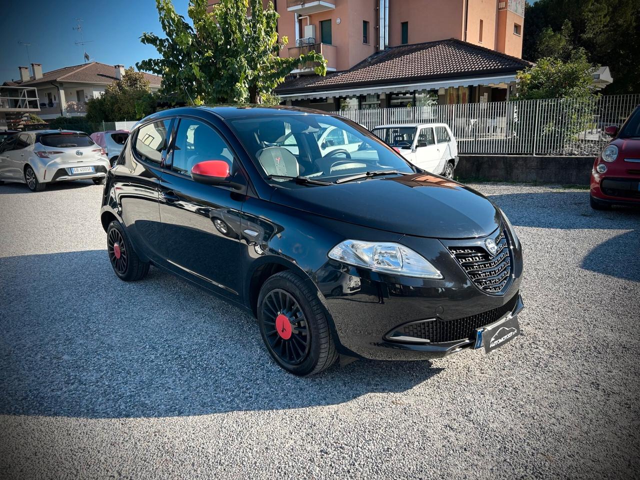 Lancia Ypsilon 1.3 MJT, UNIPROPRIETARIO - NEOPATENTATI