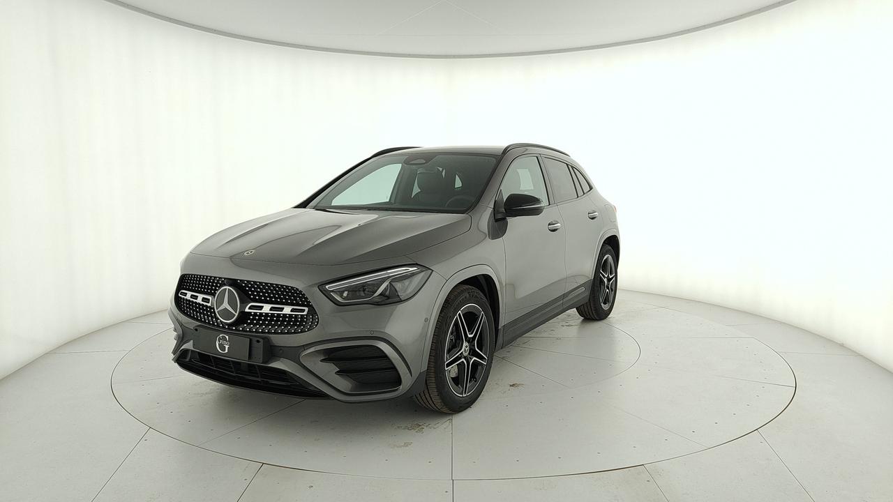 Mercedes-Benz GLA 200 d automatic