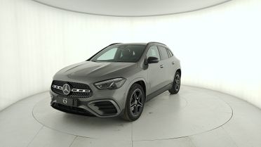 Mercedes-Benz GLA 200 d automatic