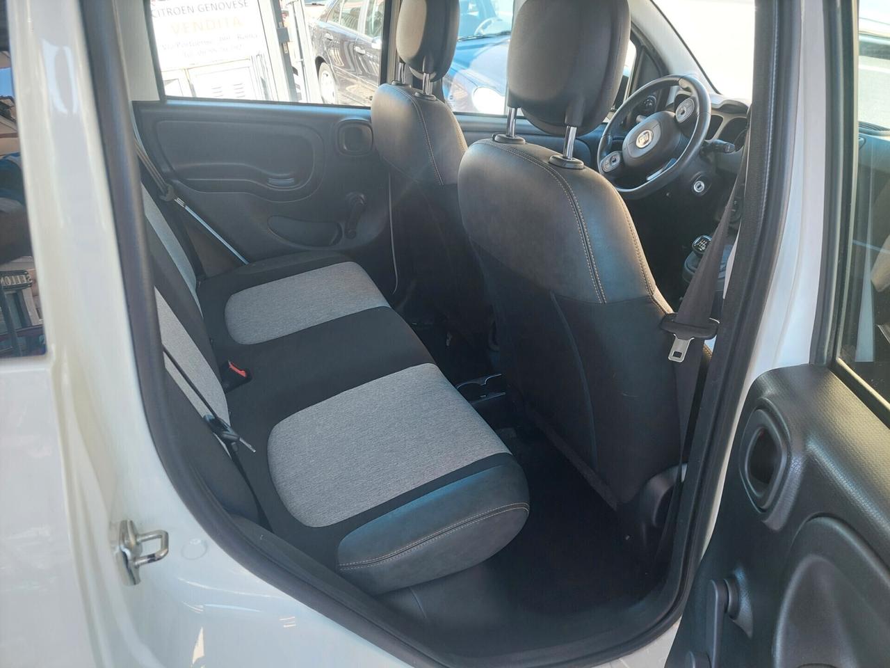 Fiat Panda 1.0 FireFly S&S Hybrid City Cross