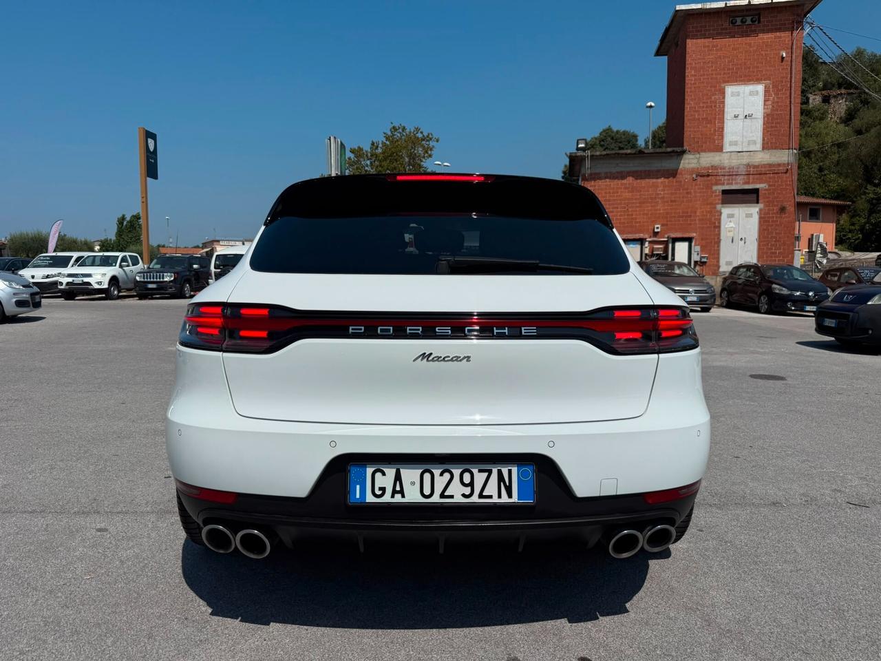 Porsche Macan 2.0