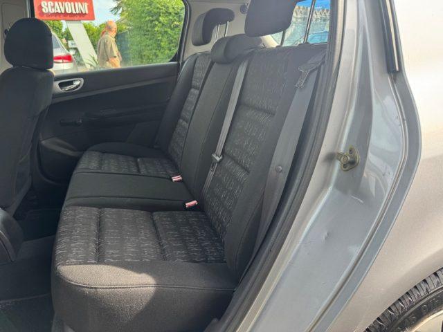 PEUGEOT 307 1.6 16V 5p. XR