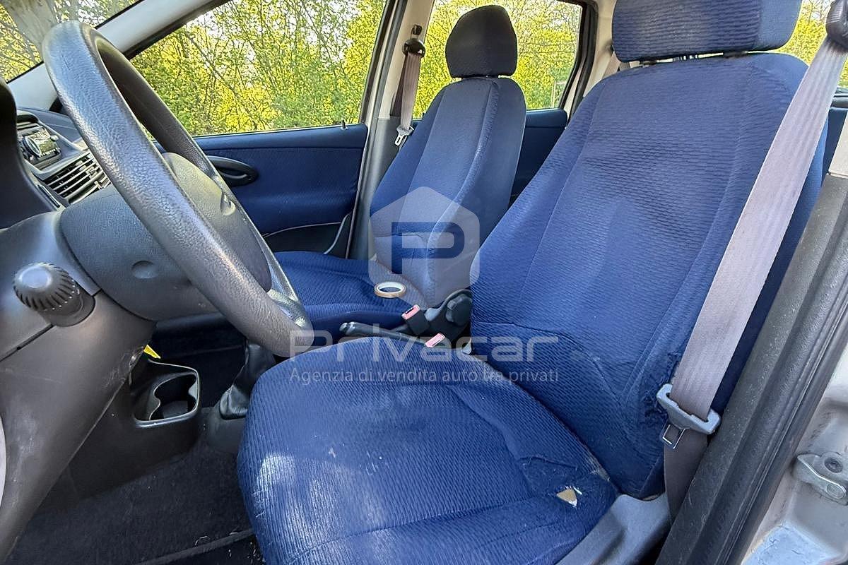 FIAT Punto 1.2i cat 5 porte