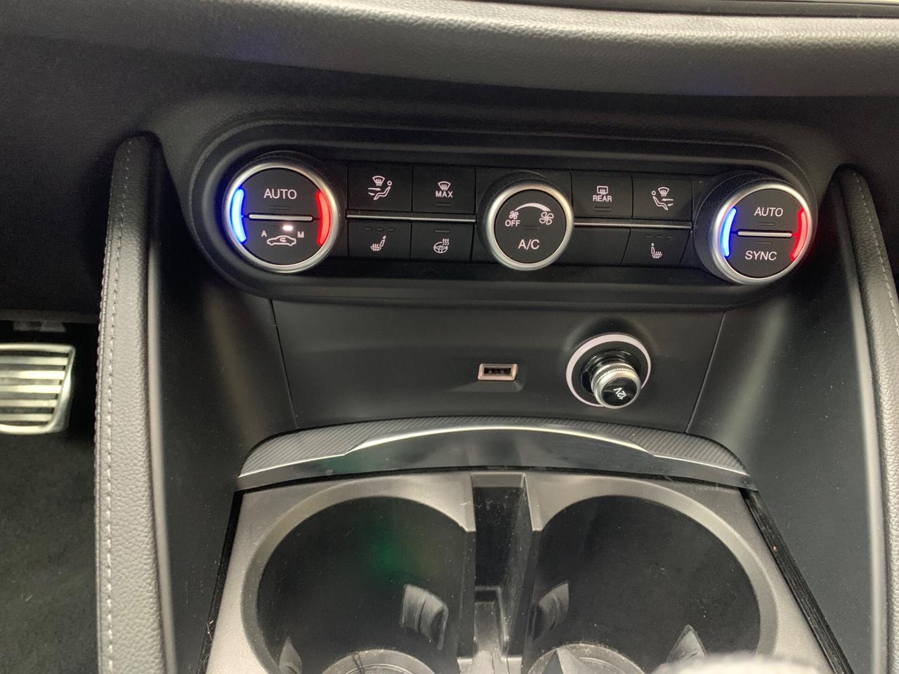 Alfa Romeo Stelvio 2.2 Turbodiesel 210 CV AT8 Q4 Veloce