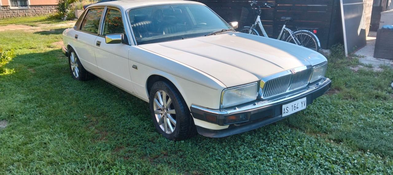 Jaguar XJ Sovereign 3.6