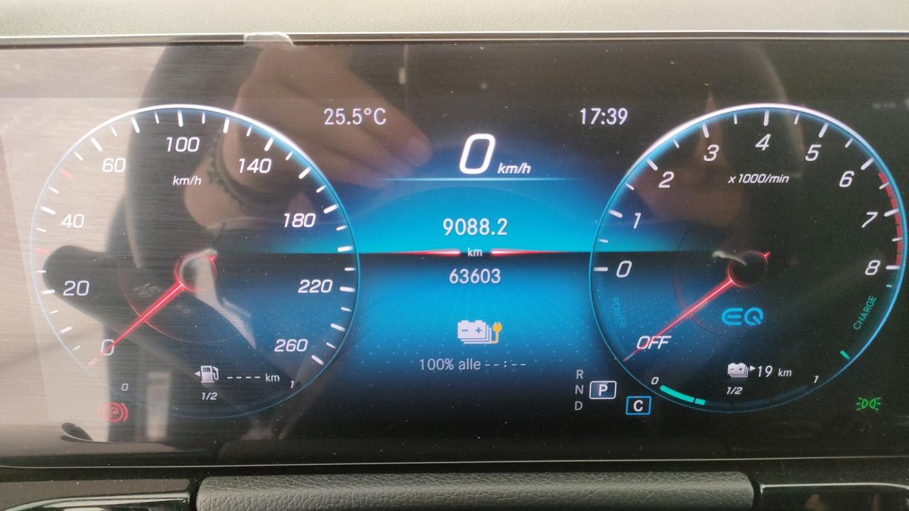 Mercedes-Benz GLA 250 e phev (eq-power) Premium auto