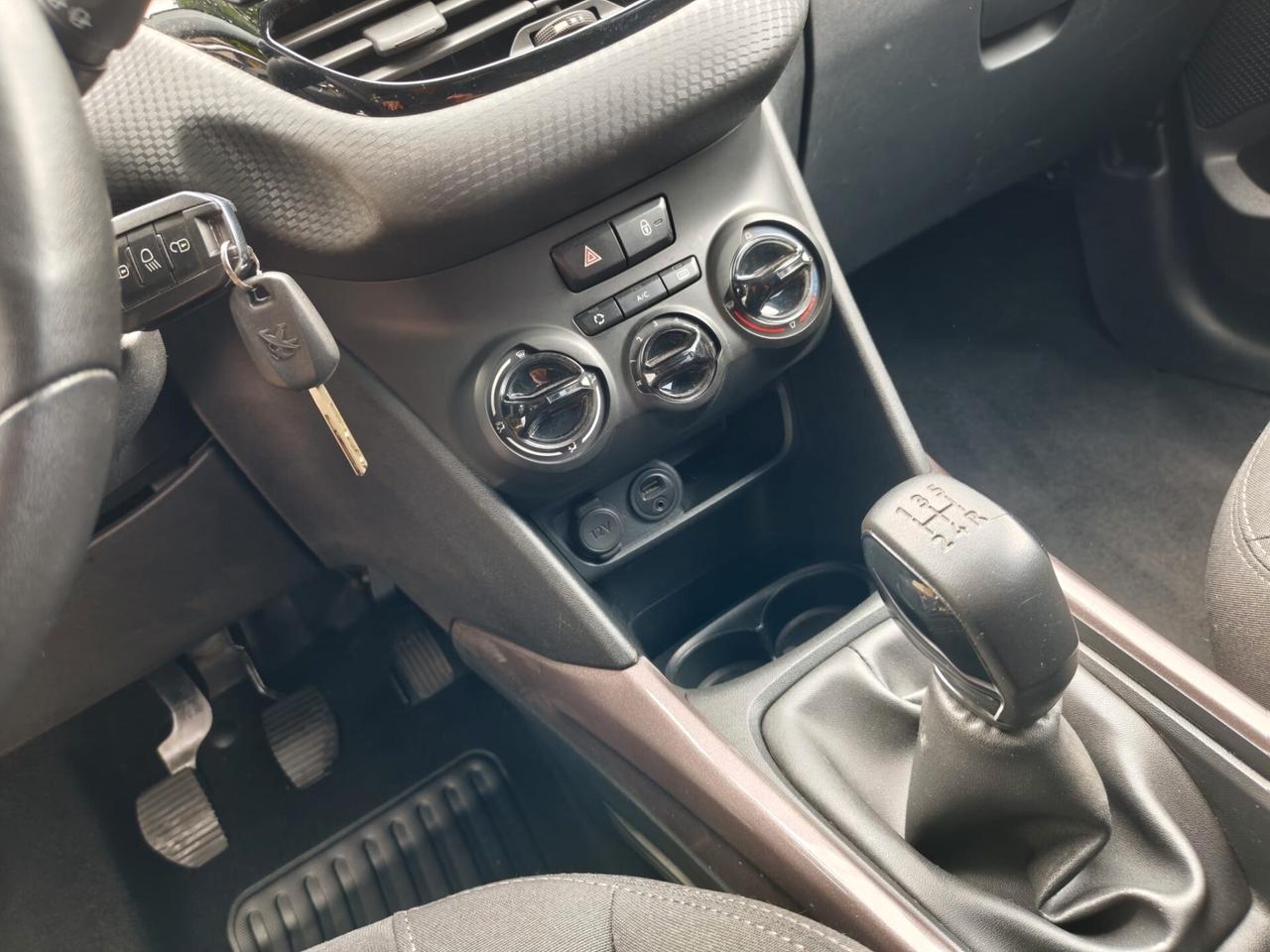 Peugeot 2008 BlueHDi 100 Allure EURO 6B