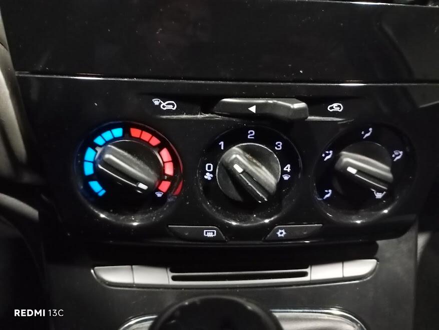 Lancia Ypsilon del 2013 BENZINA / GPL FINO 2033