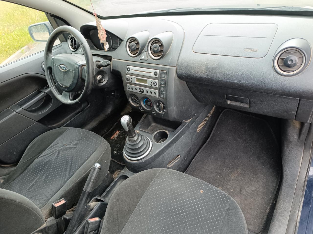 Ford Fiesta 1.4 TDCi 5p. Ghia