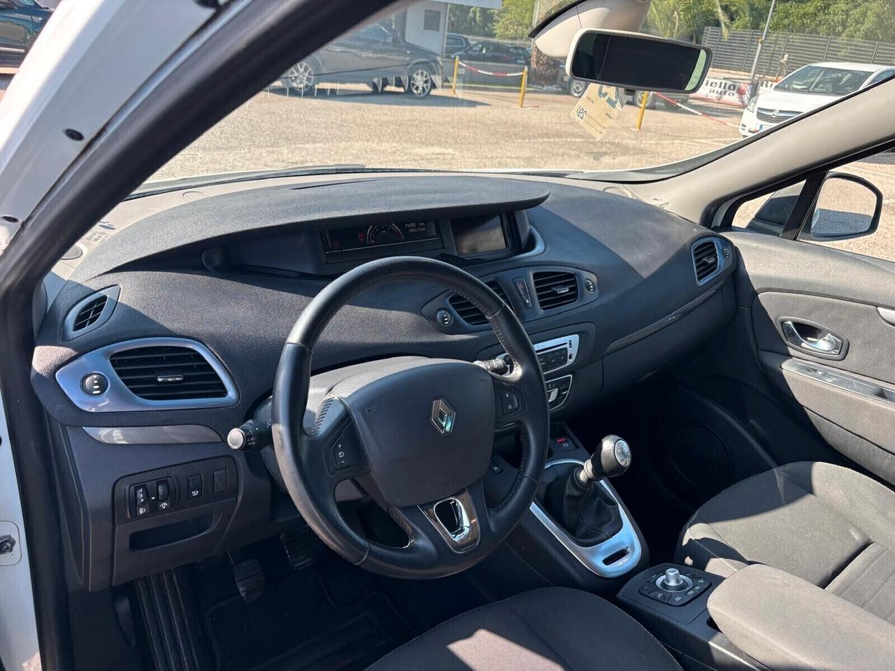 Renault Scenic XMod 1.5 dCi Limited - 2015