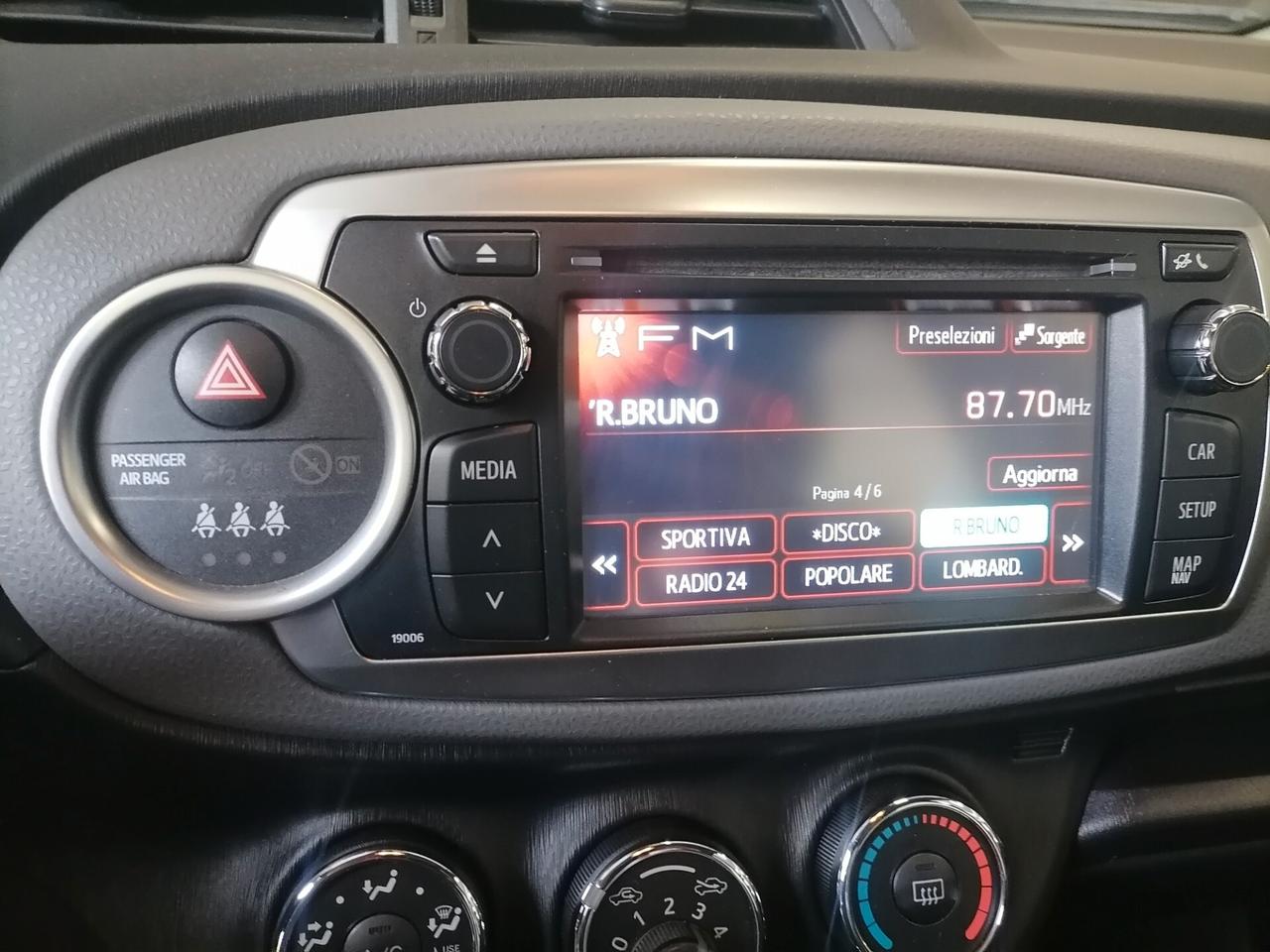 Toyota Yaris 1.0 5 porte Lounge Adatta per neopatentati