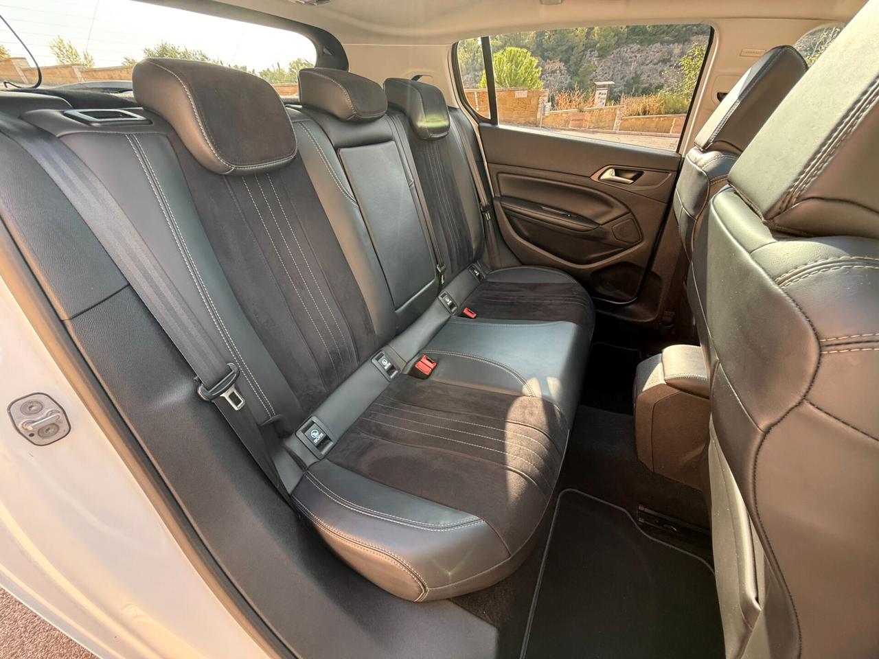 Peugeot 308 ALLURE/1.6 120CV/TETTO/RETRO/LED