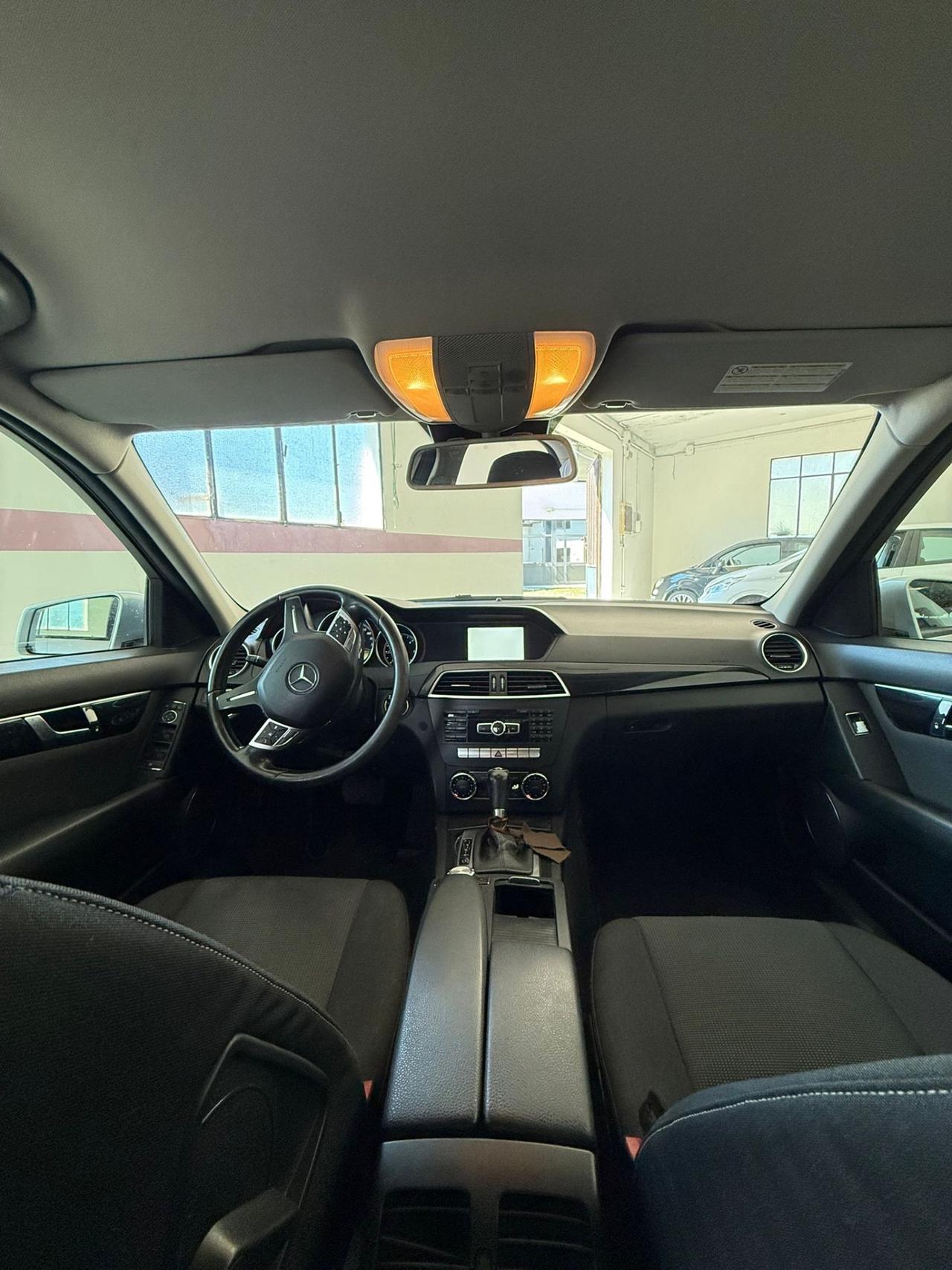 Mercedes-benz C 200 CDI BlueEFFICIENCY Avantgarde