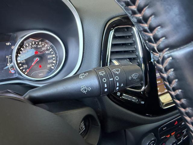 JEEP Compass 1.6 MJET LIMITED+NAVI+18''+PDC+BIXENO+PELLETEX