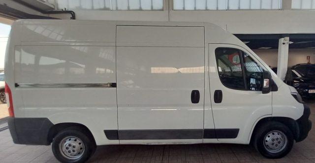 PEUGEOT Boxer 330 2.2 BlueHDi 120 S&S PASSO MEDIO TETTO ALTO