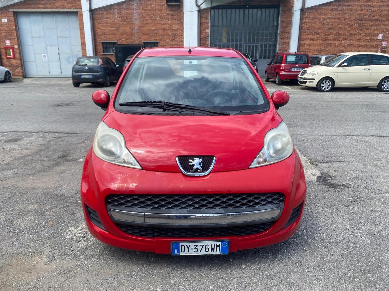 Peugeot 107 1.0 68CV 3p. Plaisir