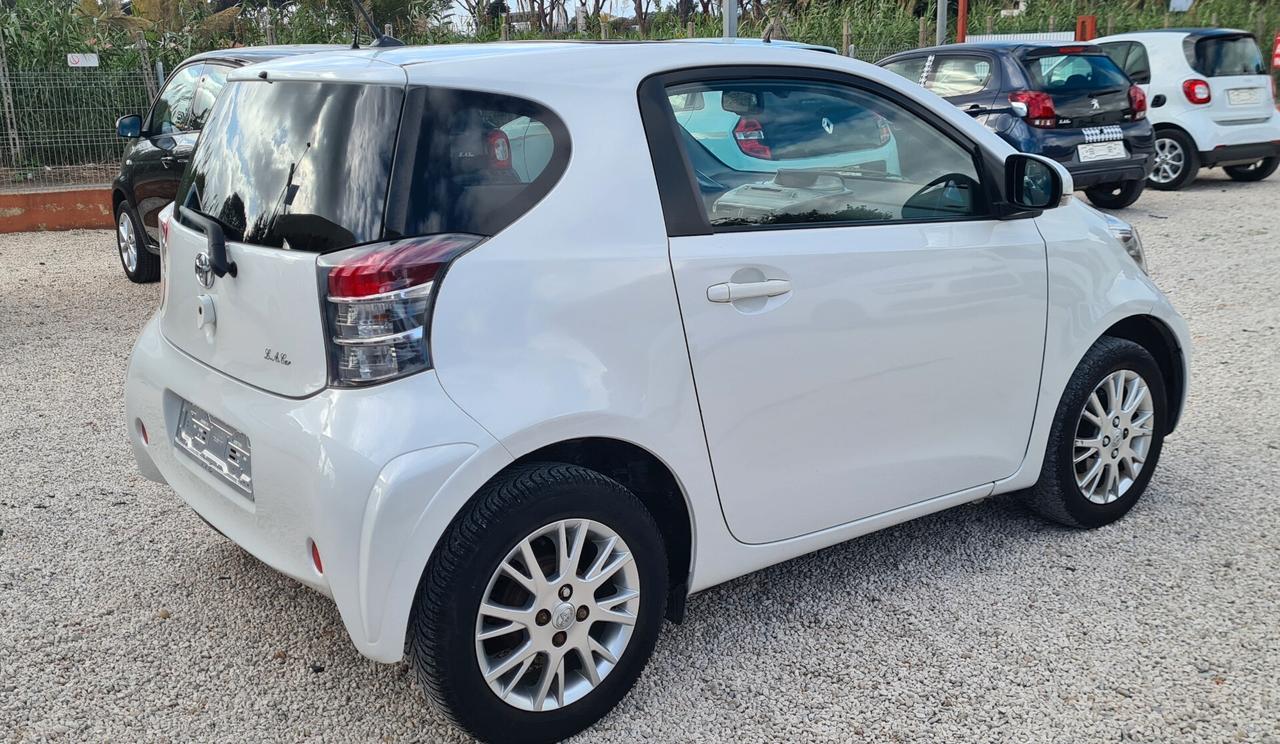 Toyota iQ 1.0 nessun obbligo di finanziamento garanzia 12 mesi