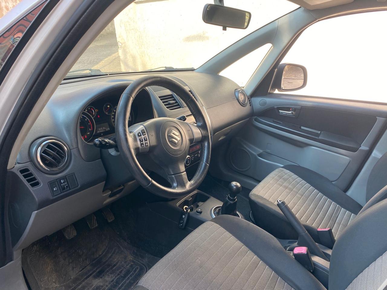 Suzuki SX4 1.6cc gpl (PRIVATO) -2012