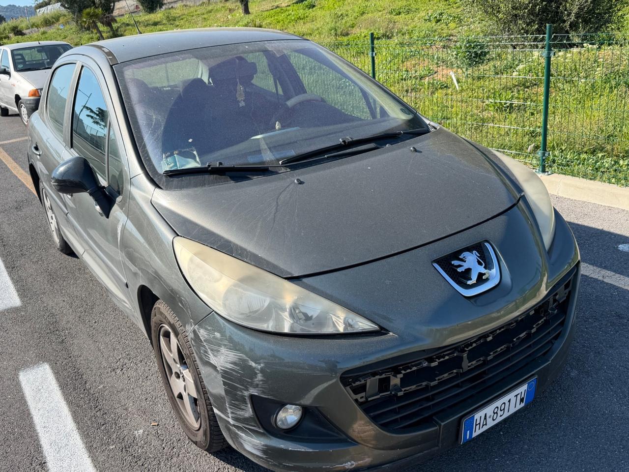 Peugeot 207 1.4 HDi 70CV 5p. Active