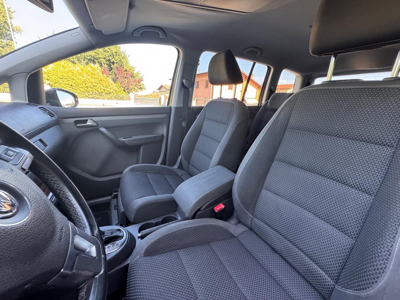 Volkswagen Touran 1.6 d, euro 5, anno 2012, 7 posti, cambio automatico!