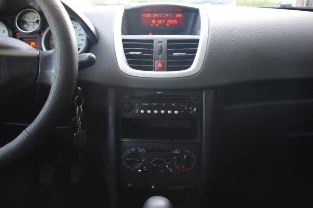 PEUGEOT 207 1.4 ECO GPL 75CV 5Porte Sport per NEOPATENTATI