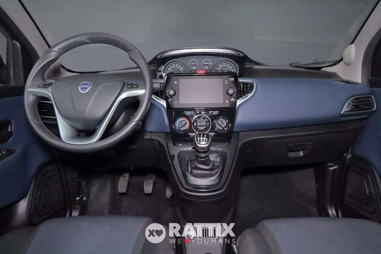 Lancia Ypsilon 1.0 Firefly Hybrid 70CV Platino