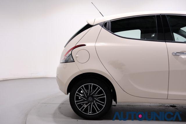 LANCIA Ypsilon 1.2 69 CV 5 PORTE S&S GOLD NEOPATENTATI