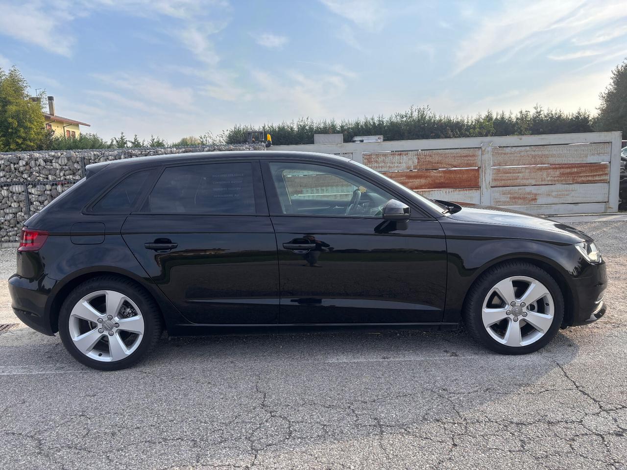 Audi A3 SPB 1.6 TDI S tronic Ambition