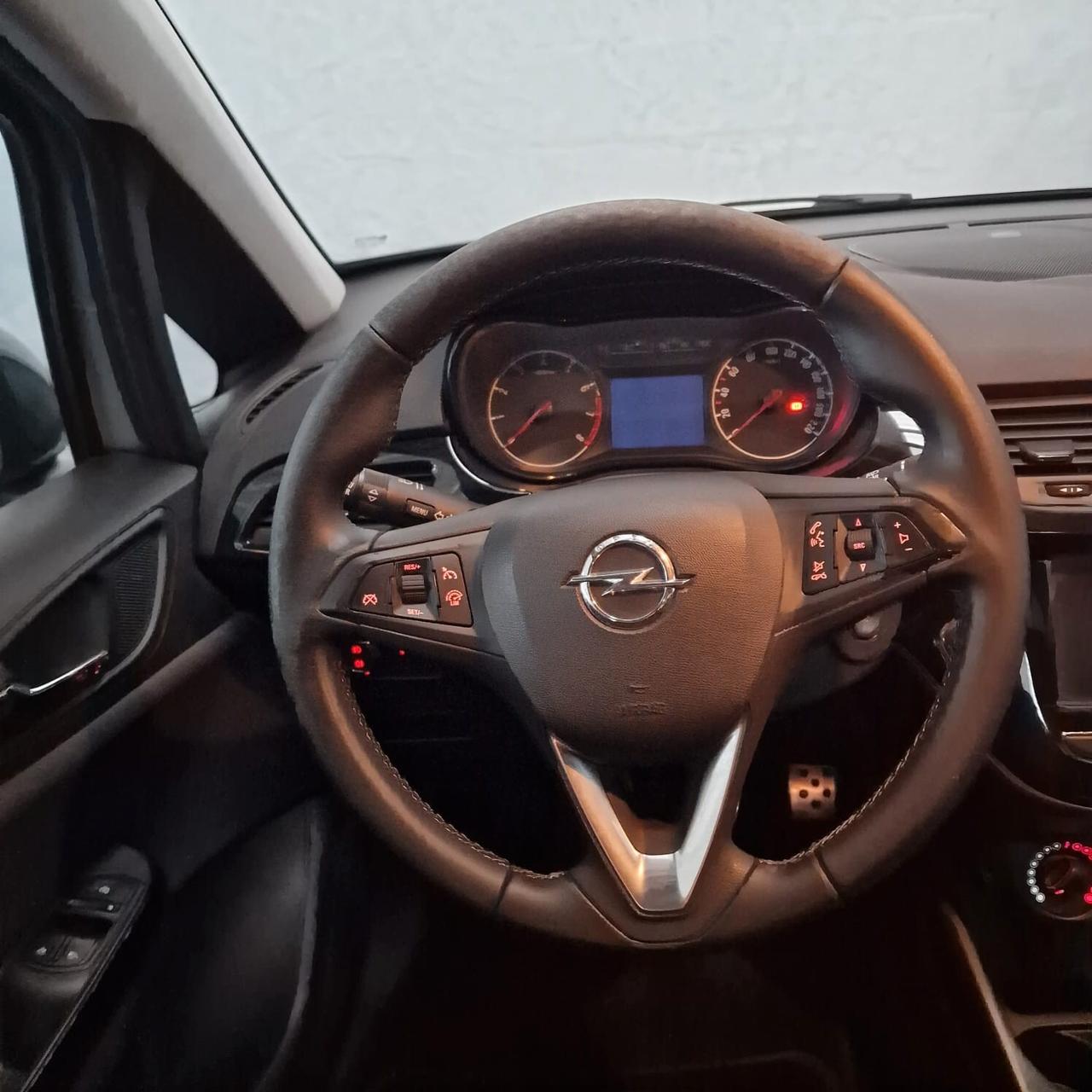 Opel Corsa 1.2 5 porte Black Edition