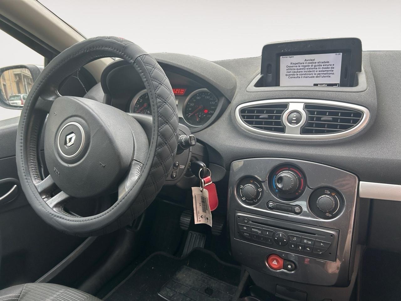 Renault Clio 1.2 16V 5 porte Dynamique